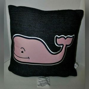 Vineyard Vines Target Exclusive Pink Whale Throw Pillow 20”x 20” Navy Blue NEW